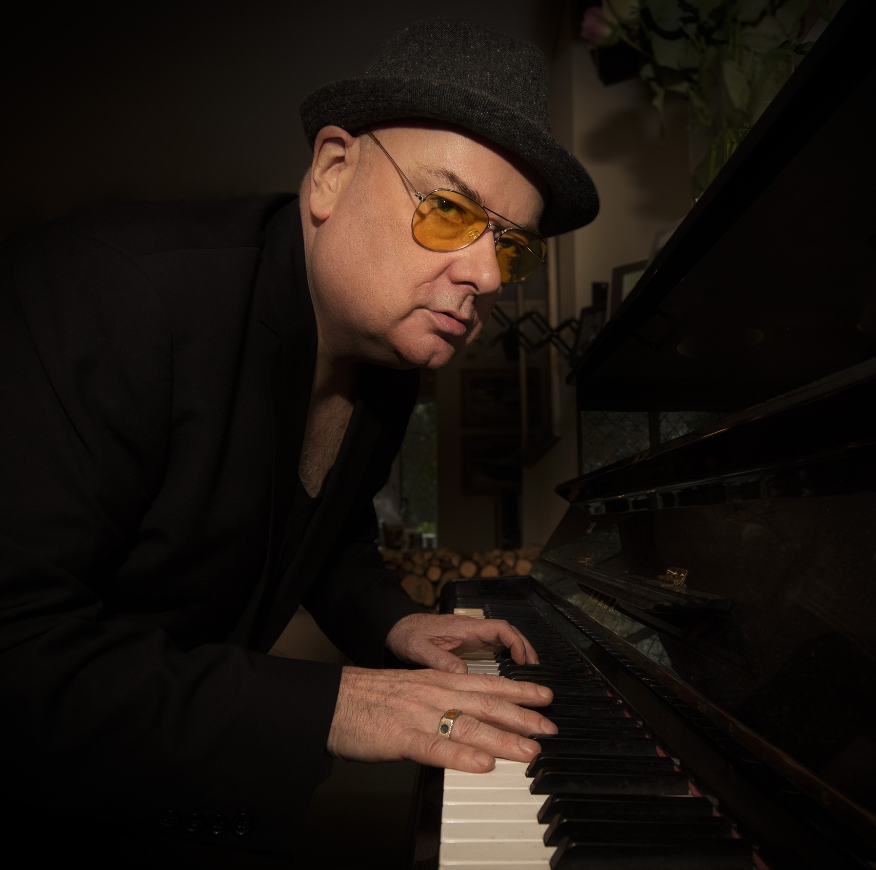 You are currently viewing Ian Shaw ‘Elton, Bowie, Waits, Ray & Me’ (Bechstein Hall 29/10)